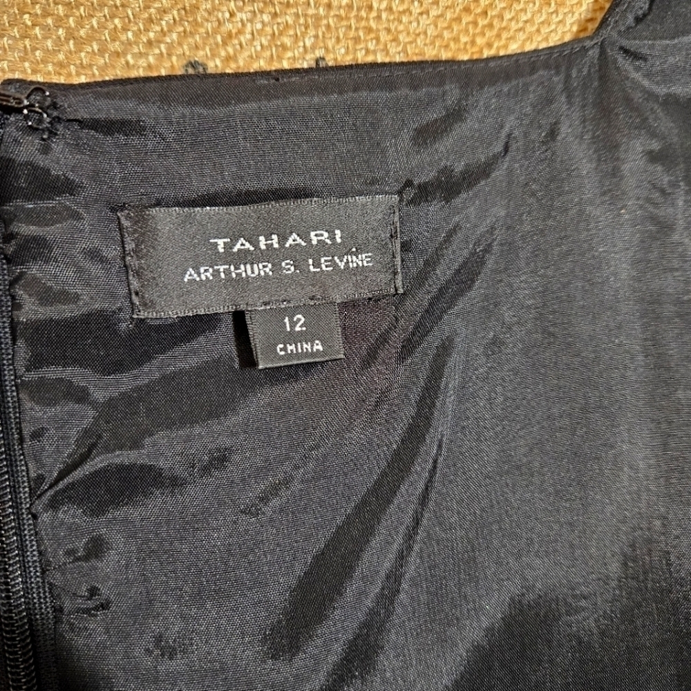 Tahari Arthur S Levine Black Cocktail Dress Size 12 - Picture 7 of 12